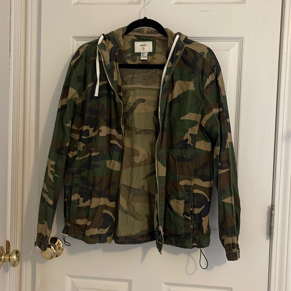 Camo bomber jacket